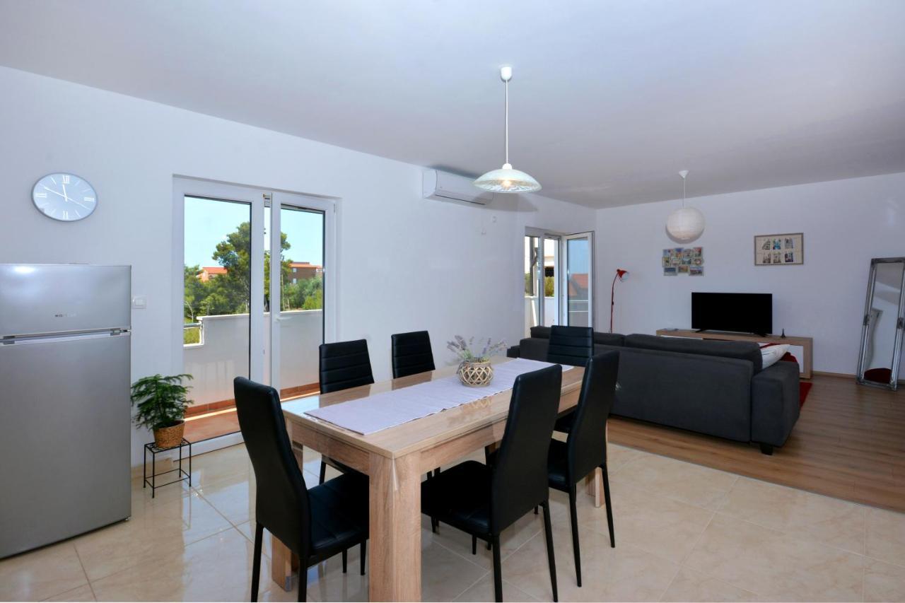 Apartment Wild Rose بودْسْتغانا المظهر الخارجي الصورة