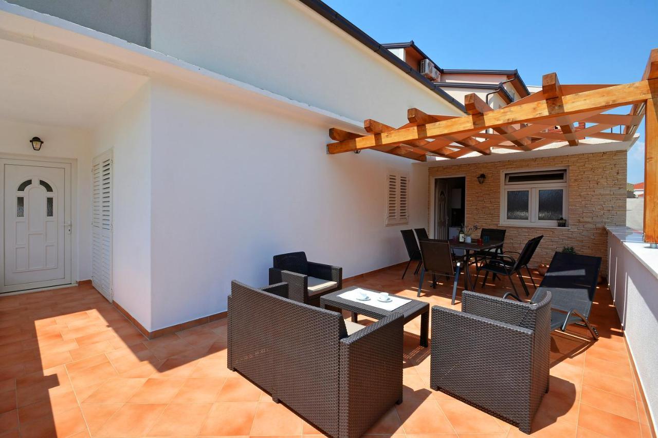 Apartment Wild Rose بودْسْتغانا المظهر الخارجي الصورة